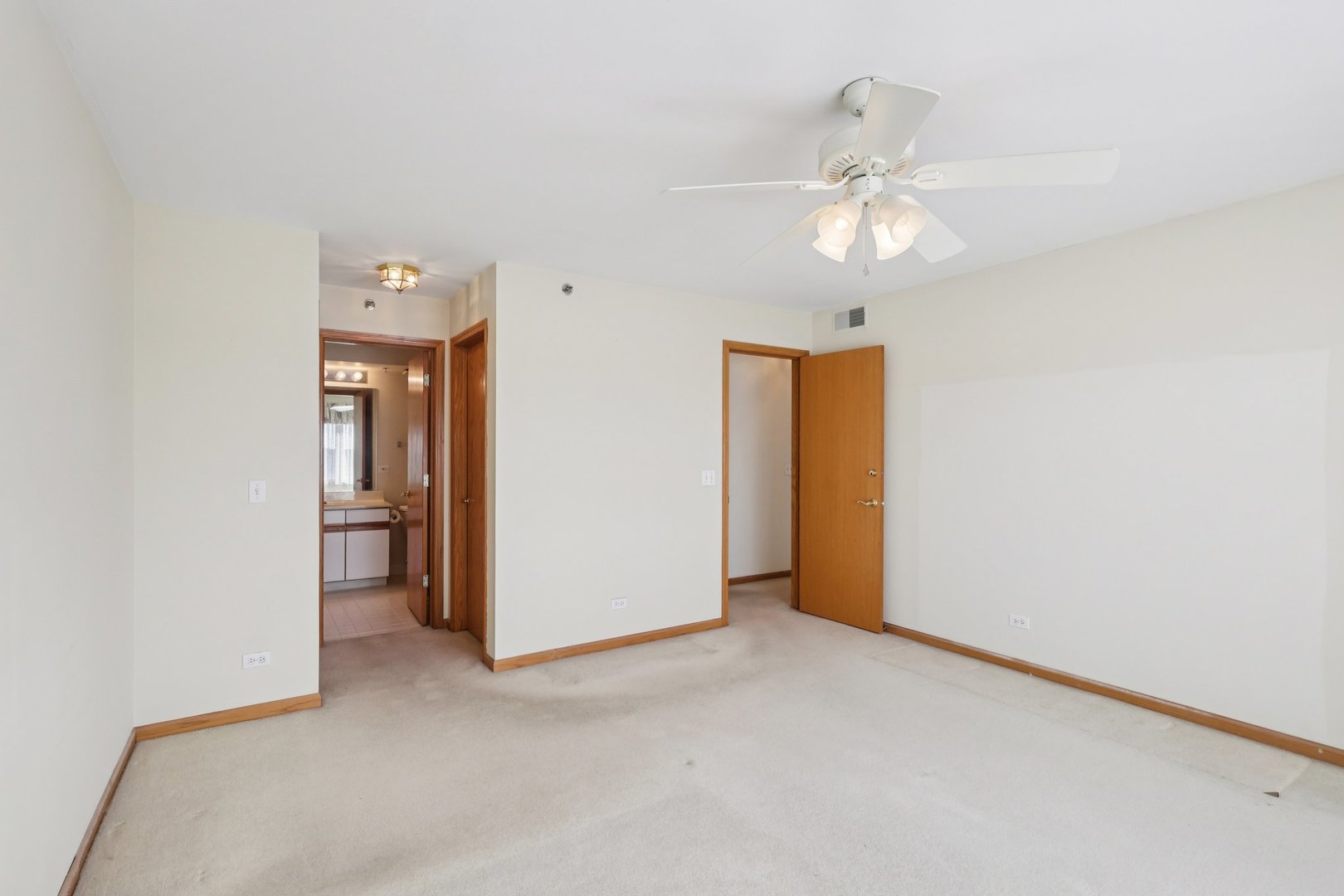 7450 North Waukegan Road, Unit 505 Niles, IL 60714 - Photo 18 of 30