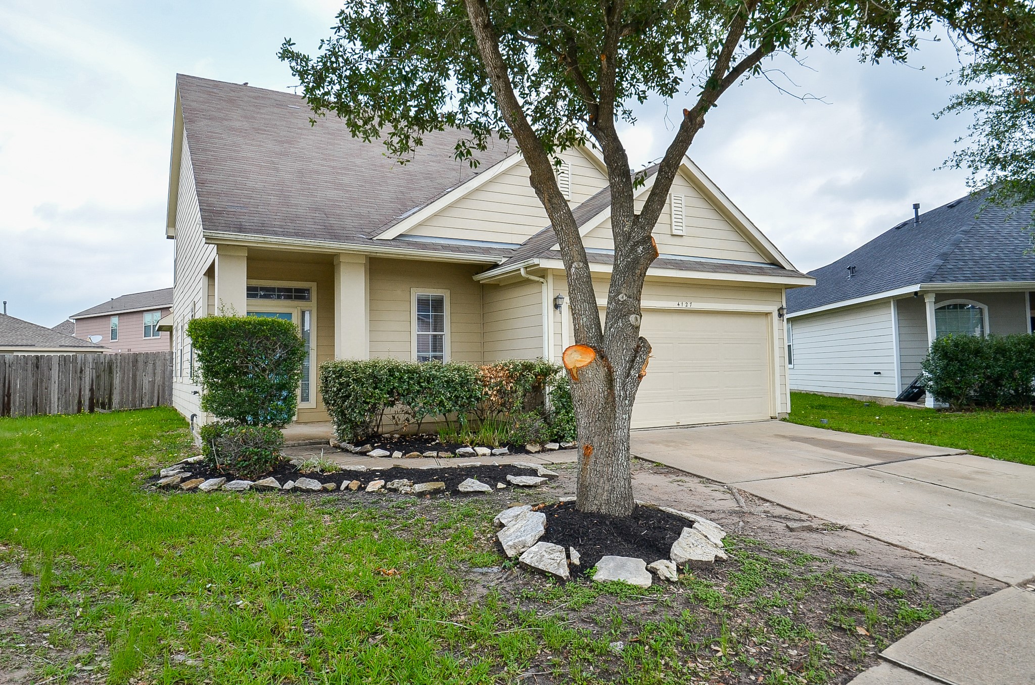 4127 Chablis Ridge Court Katy, TX 77449 - Photo 2 of 32