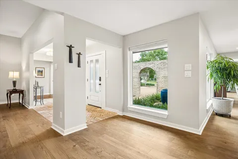 $1,445,000 | 1059 Candlelight Lane, Houston, TX 77018