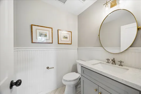 $1,445,000 | 1059 Candlelight Lane, Houston, TX 77018