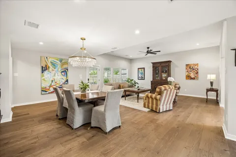 $1,445,000 | 1059 Candlelight Lane, Houston, TX 77018