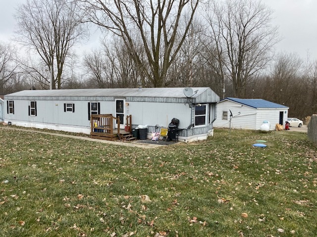 5933 Southwest Channel Road Warsaw, IN 46580 - Photo 33 of 36 Gallery Image 33