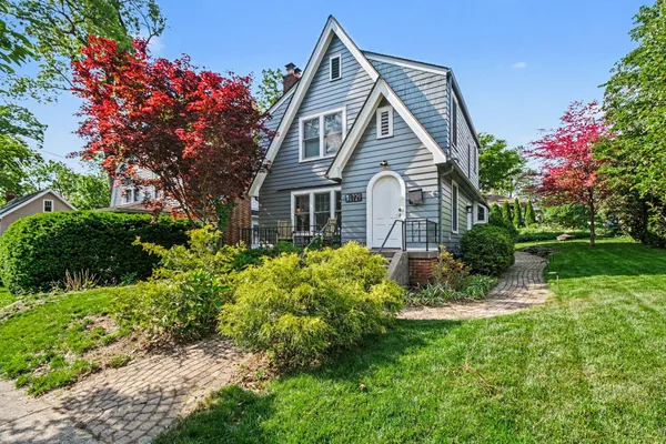 $679,900 | 1729 Dexter Avenue, Ann Arbor, MI 48103