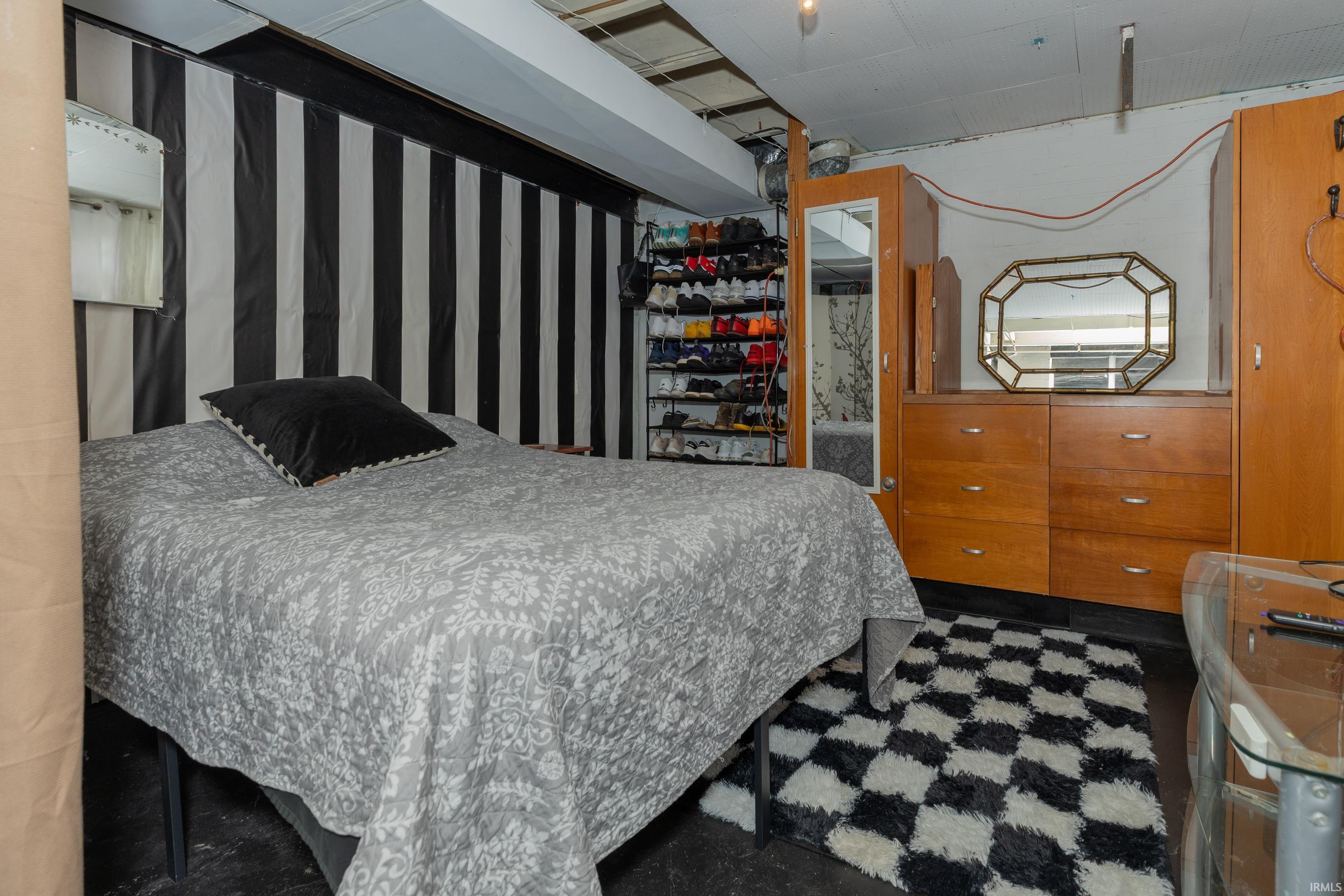 2723 Stringtown Road Evansville, IN 47711 - Photo 18 of 21 Gallery Image 18