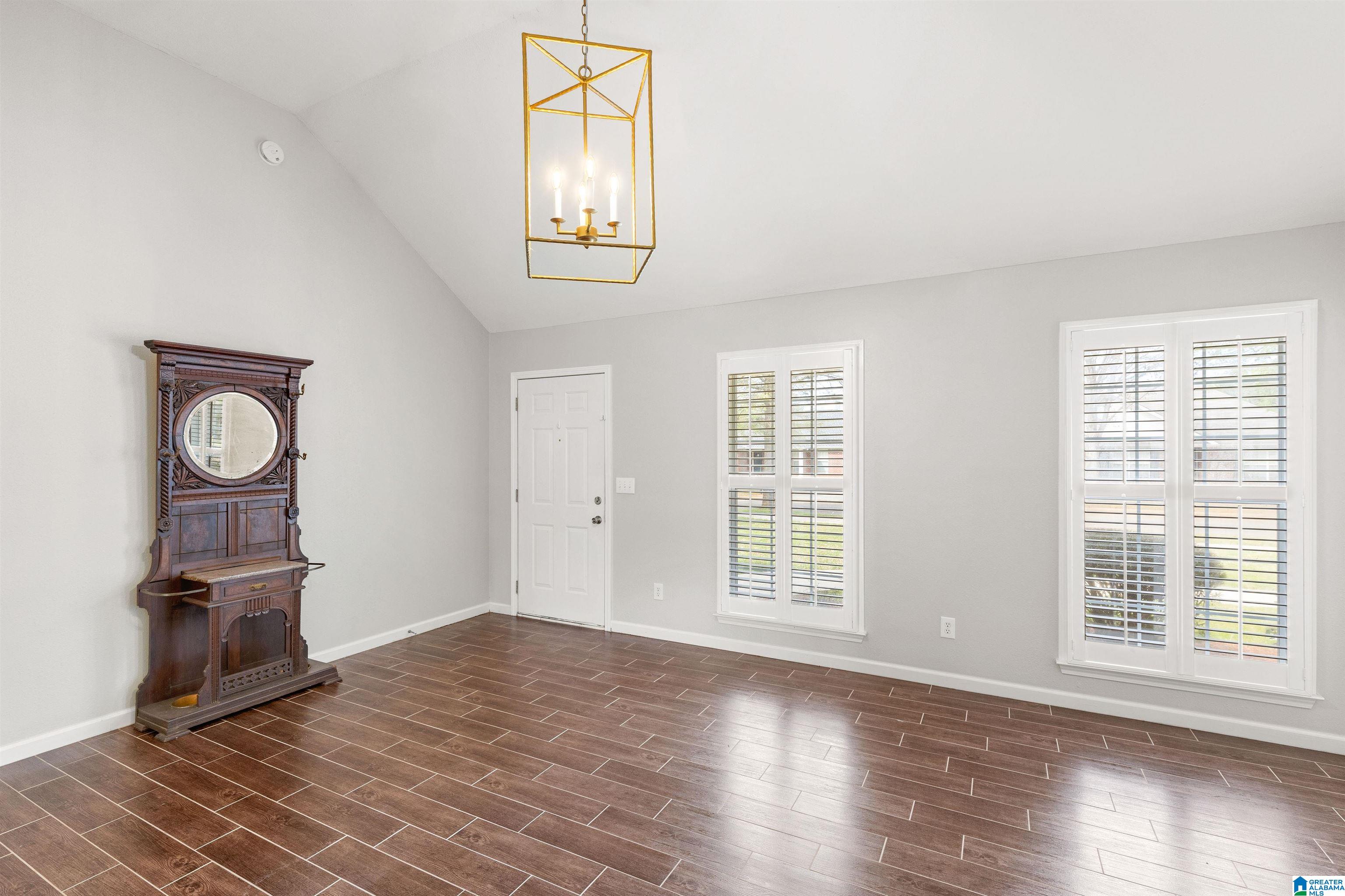 114 Horseshoe Circle Alabaster, AL 35007 - Photo 12 of 44