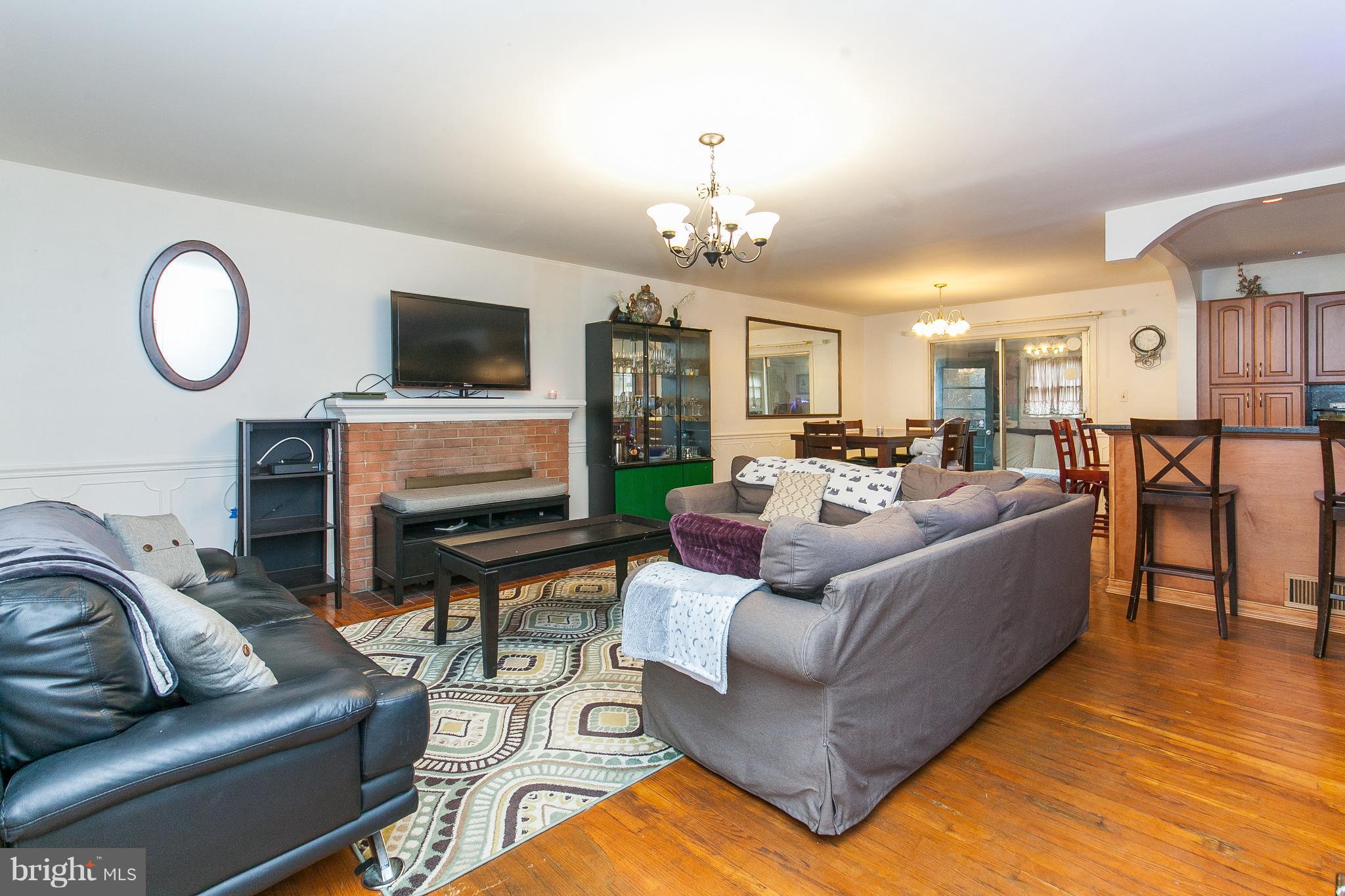5021 Ox Road Fairfax, VA 22032 - Photo 4 of 30 Wood Burning Fireplace for those chilly nights