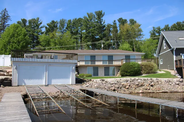 $1,095,000 | 421 River Merrimac Wi 53561, Merrimac, WI 53561