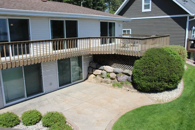 $1,095,000 | 421 River Merrimac Wi 53561, Merrimac, WI 53561