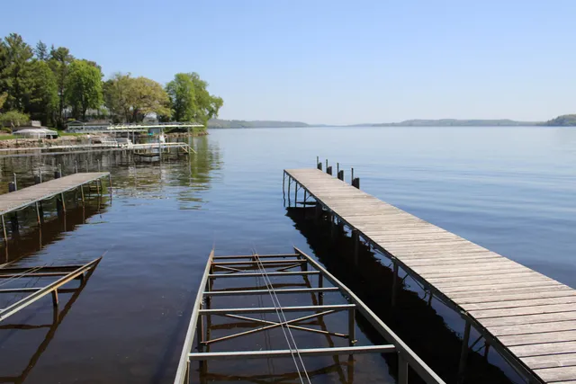 $1,095,000 | 421 River Merrimac Wi 53561, Merrimac, WI 53561