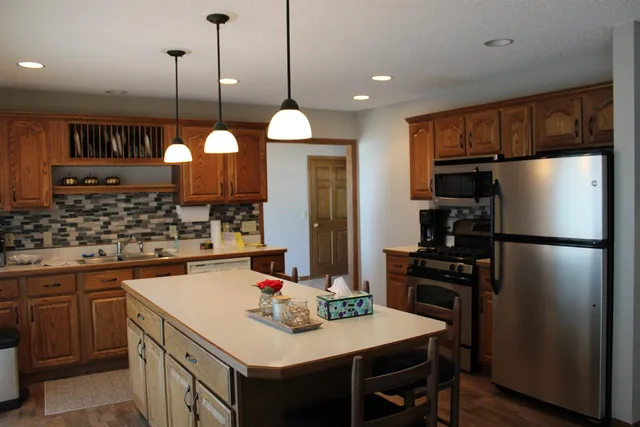 $1,095,000 | 421 River Merrimac Wi 53561, Merrimac, WI 53561