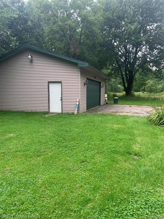 2363 Murphy Road Flint, MI 48504 - Photo 5 of 29
