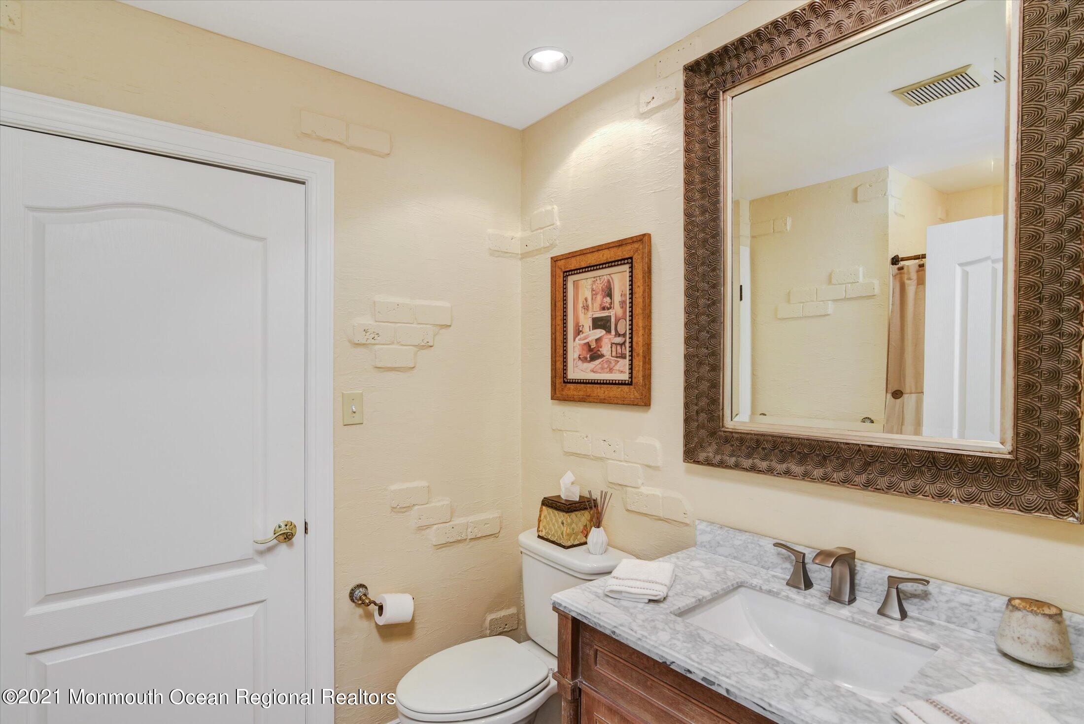 239 Yellowknife Road Morganville, NJ 07751 - Photo 15 of 44 15-Bathroom
