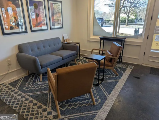 $100 | 207 West Jefferson Street, Madison, GA 30650