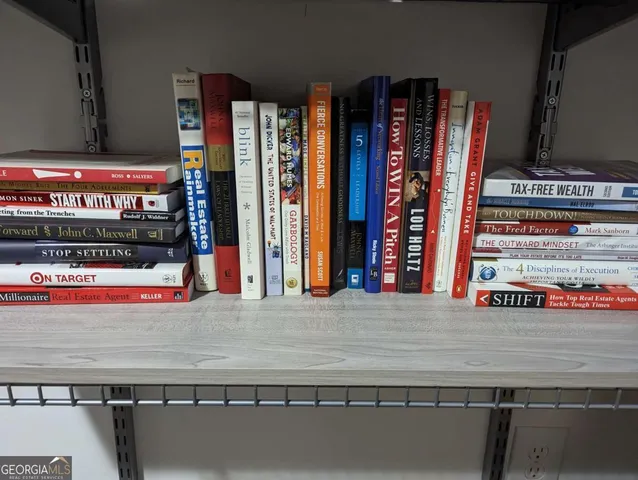 $100 | 207 West Jefferson Street, Madison, GA 30650