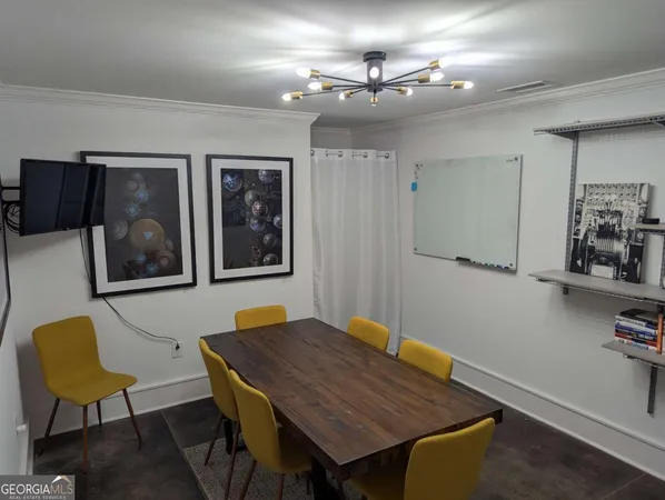 $100 | 207 West Jefferson Street, Madison, GA 30650