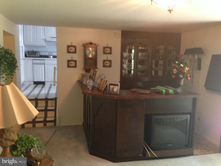 9710 Chapel Road Philadelphia, PA 19115 - Photo 8 of 17