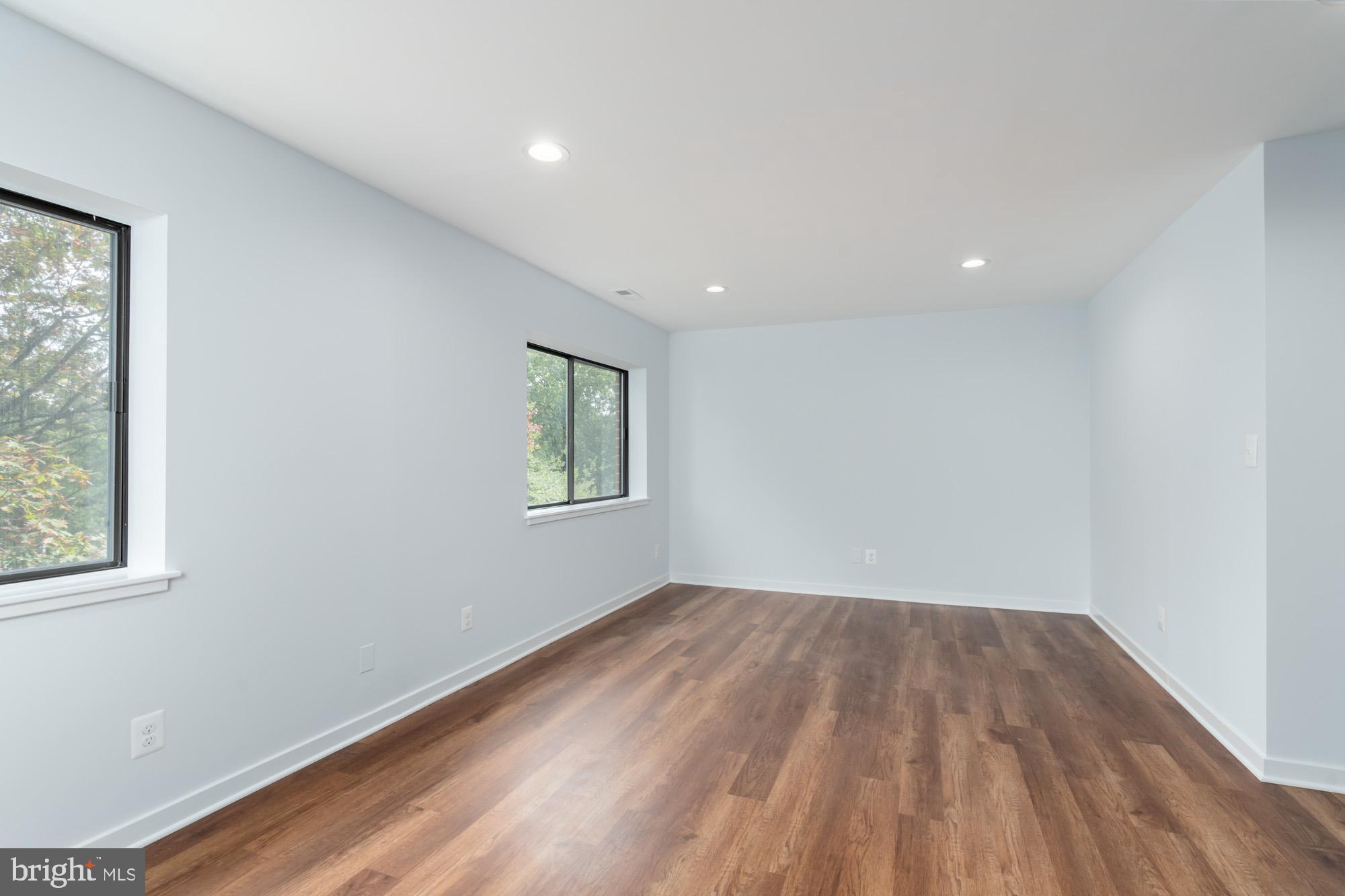 11500 Fairway Drive, Unit 401 Reston, VA 20190 - Photo 13 of 36 Family Room