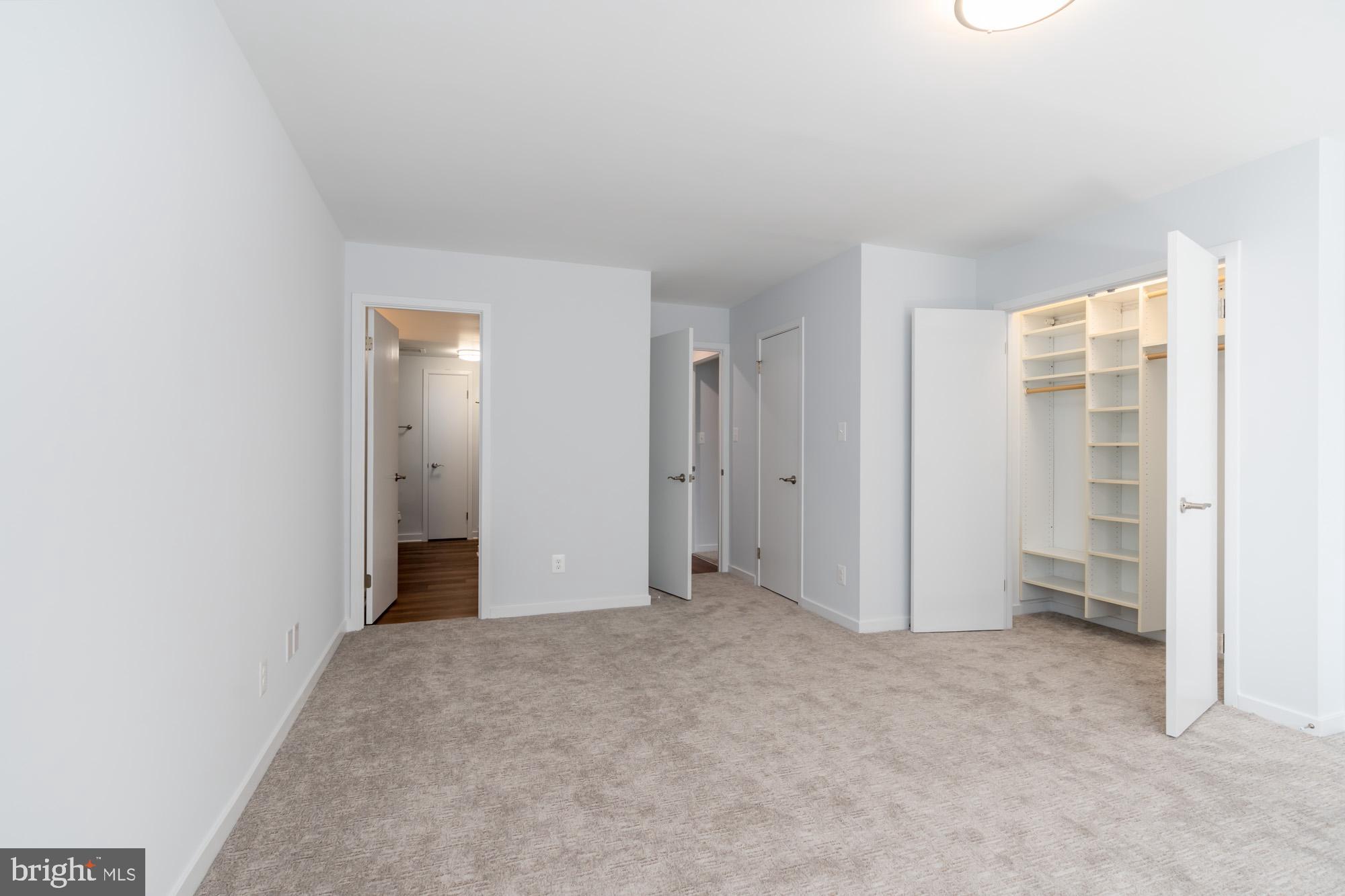 11500 Fairway Drive, Unit 401 Reston, VA 20190 - Photo 29 of 36 Primary Bedroom with ensuite