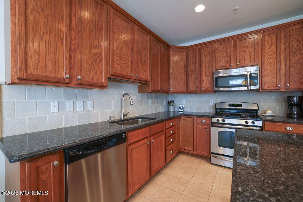 80 Bryce Lane, Unit 906 Manahawkin, NJ 08050 - Photo 20 of 46 877A6110