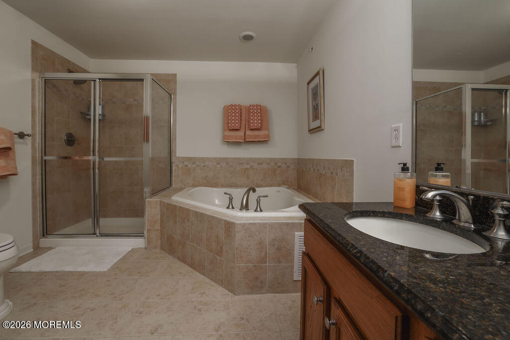 80 Bryce Lane, Unit 906 Manahawkin, NJ 08050 - Photo 37 of 46 877A6182