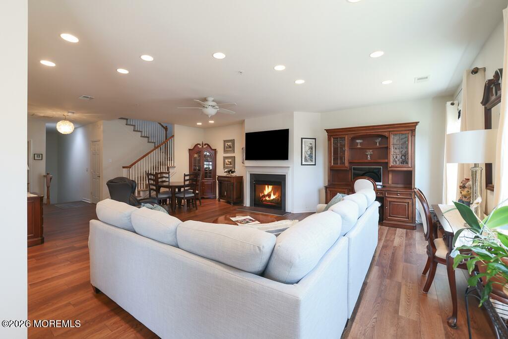 80 Bryce Lane, Unit 906 Manahawkin, NJ 08050 - Photo 6 of 46 80bryce_11