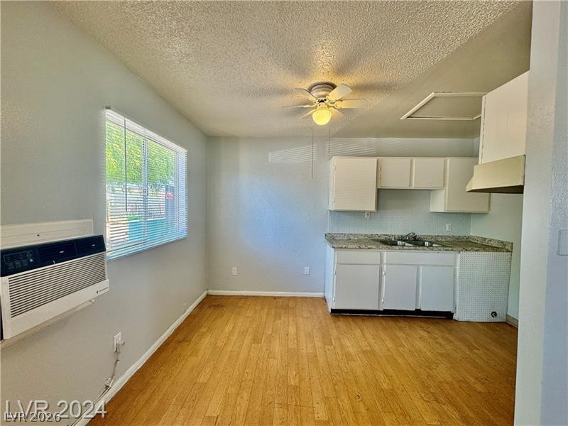 270 Tungsten Street, Unit D Henderson, NV 89015 - Photo 2 of 9