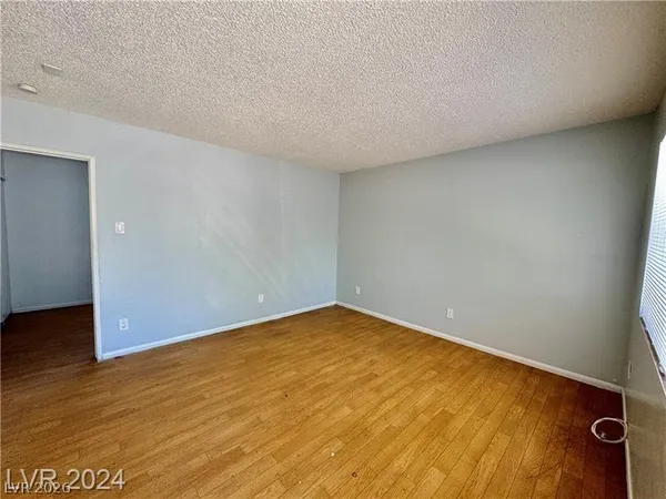$895 | 270 Tungsten Street, Unit D, Henderson, NV 89015