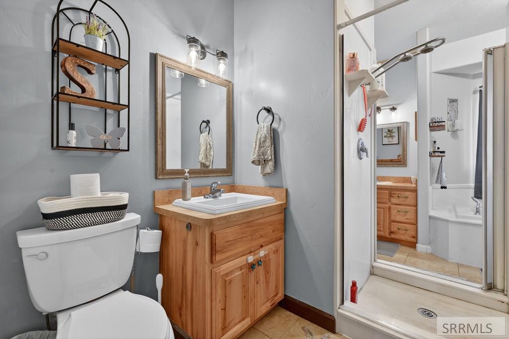 1279 Swisher Road Pocatello, ID 83204 - Photo 16 of 47