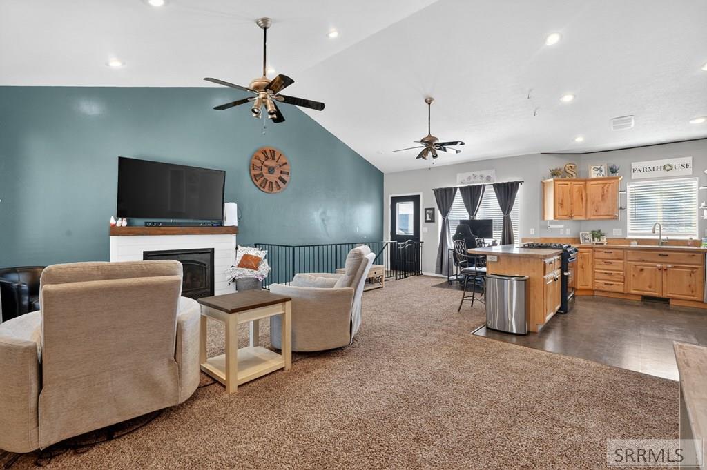 1279 Swisher Road Pocatello, ID 83204 - Photo 2 of 47