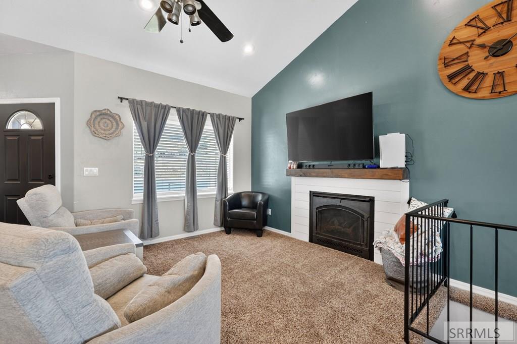 1279 Swisher Road Pocatello, ID 83204 - Photo 4 of 47