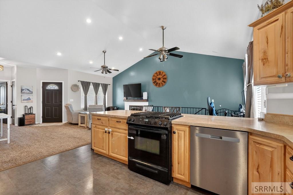 1279 Swisher Road Pocatello, ID 83204 - Photo 10 of 47