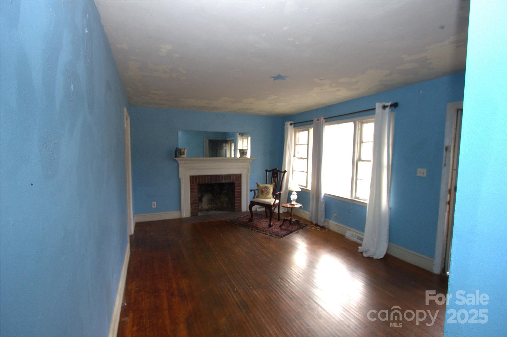 3217 Enfield Road Charlotte, NC 28205 - Photo 8 of 18 Gallery Image 8