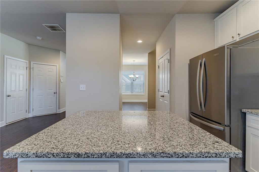 395 Dublin Way Dallas, GA 30132 - Photo 5 of 37