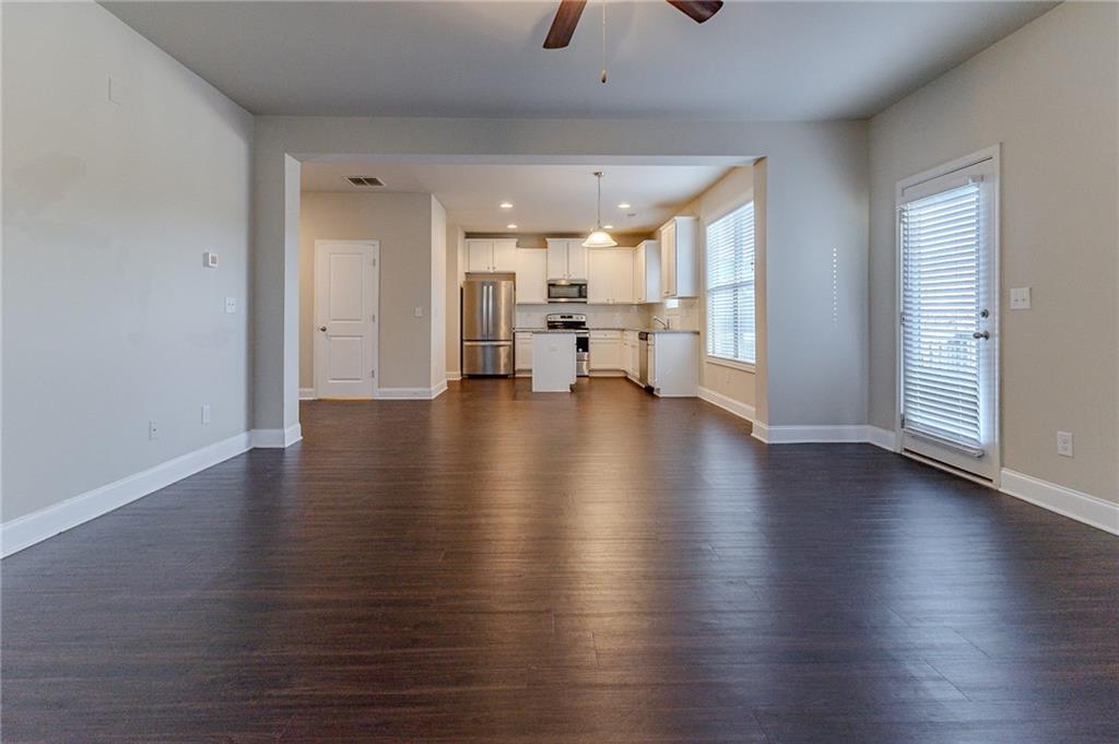395 Dublin Way Dallas, GA 30132 - Photo 6 of 37