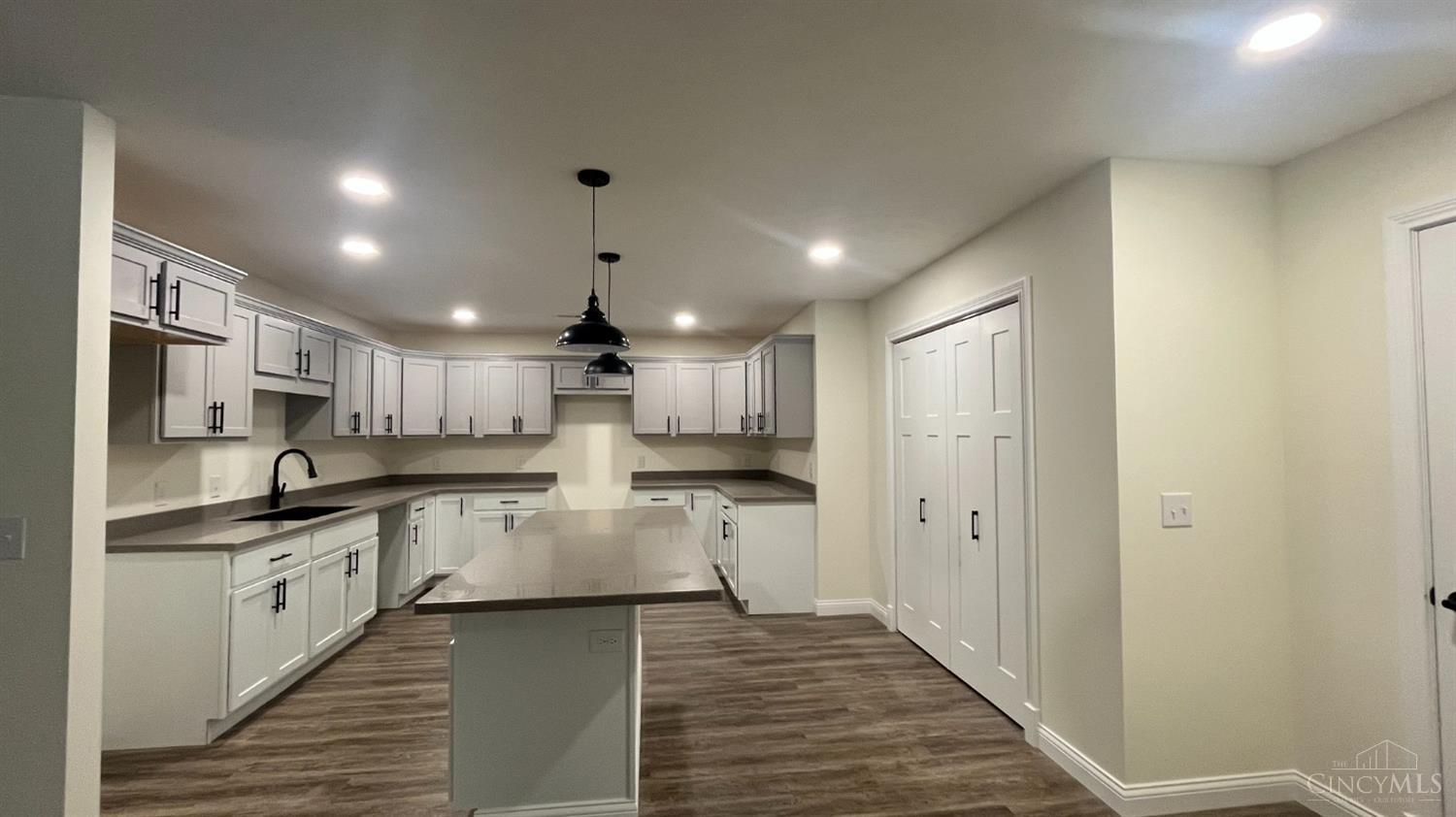 7619 Pea Ridge Road, Unit B Hillsboro, OH 45133 - Photo 6 of 14