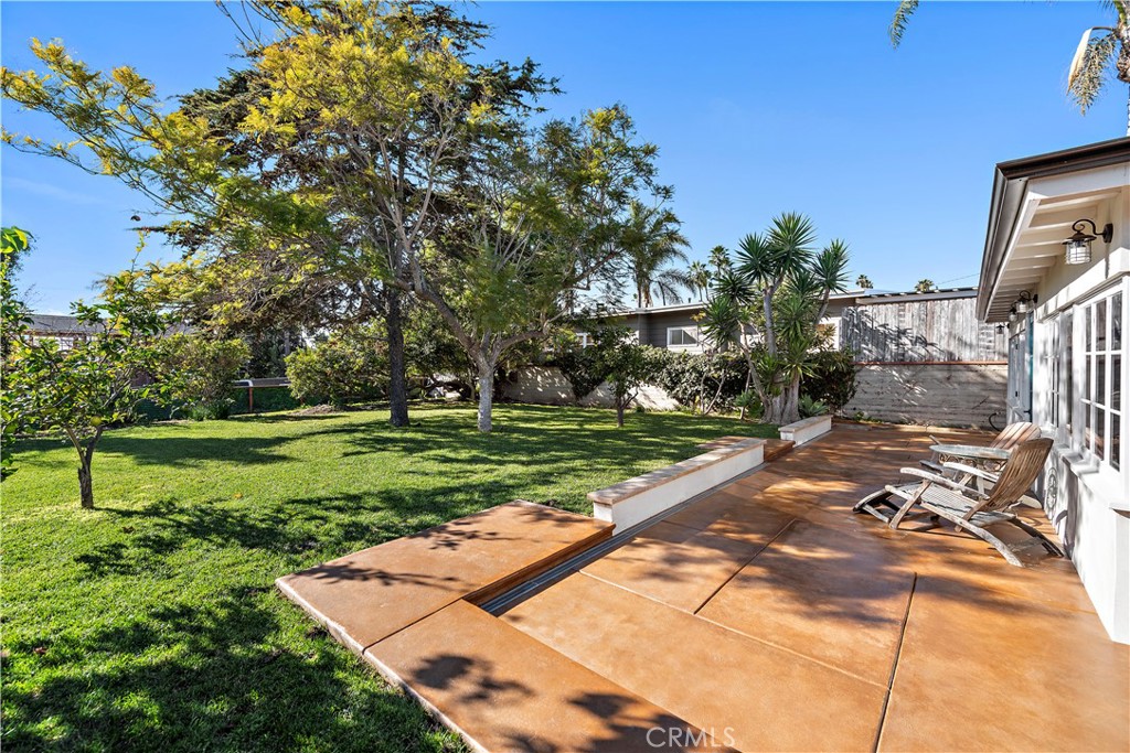 1209 C. Toledo San Clemente, CA 92672 - Photo 4 of 47 a view of a park with large trees