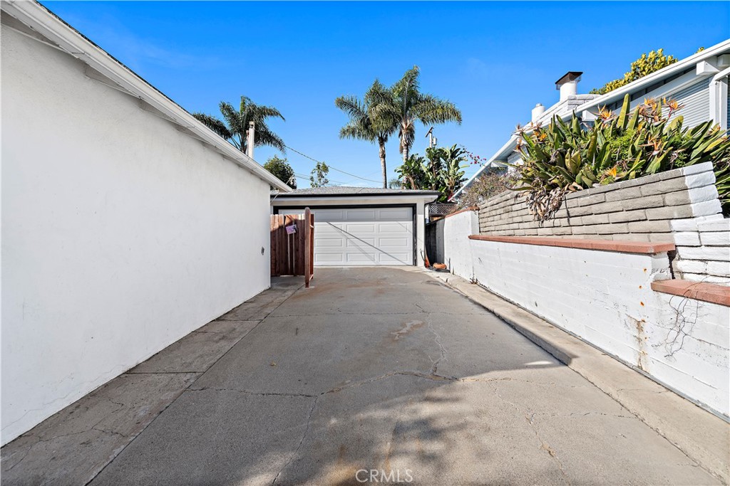1209 C. Toledo San Clemente, CA 92672 - Photo 47 of 47 a view of outdoor space and yard