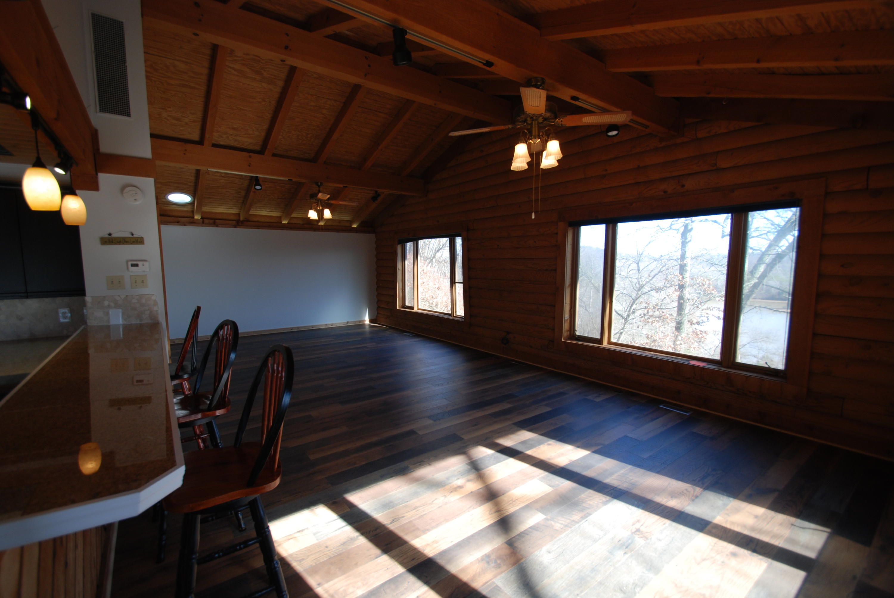 3167 Logan Hill Road Louisville, TN 37777 - Photo 17 of 40 Dining & Living