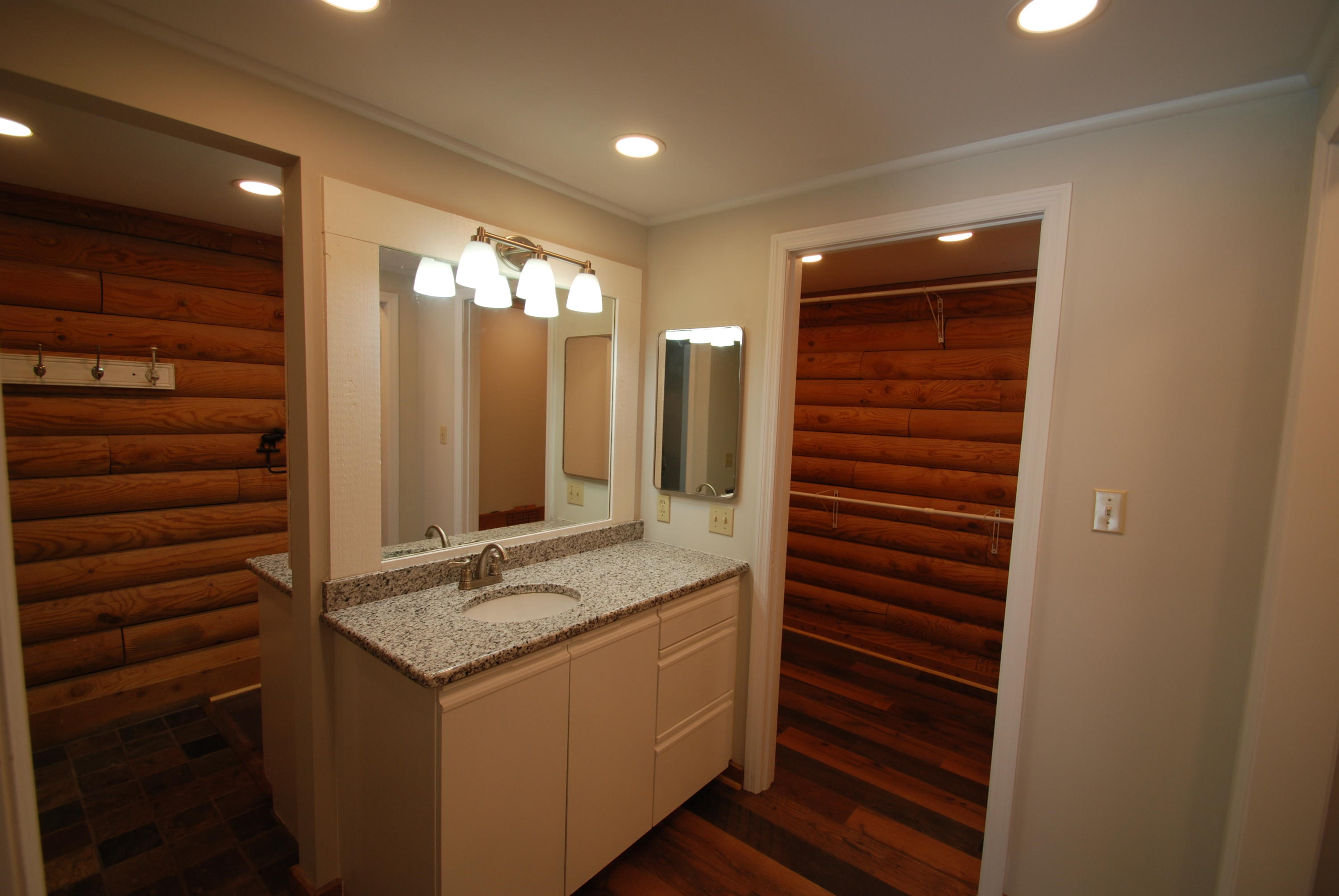 3167 Logan Hill Road Louisville, TN 37777 - Photo 23 of 40 MB Bath
