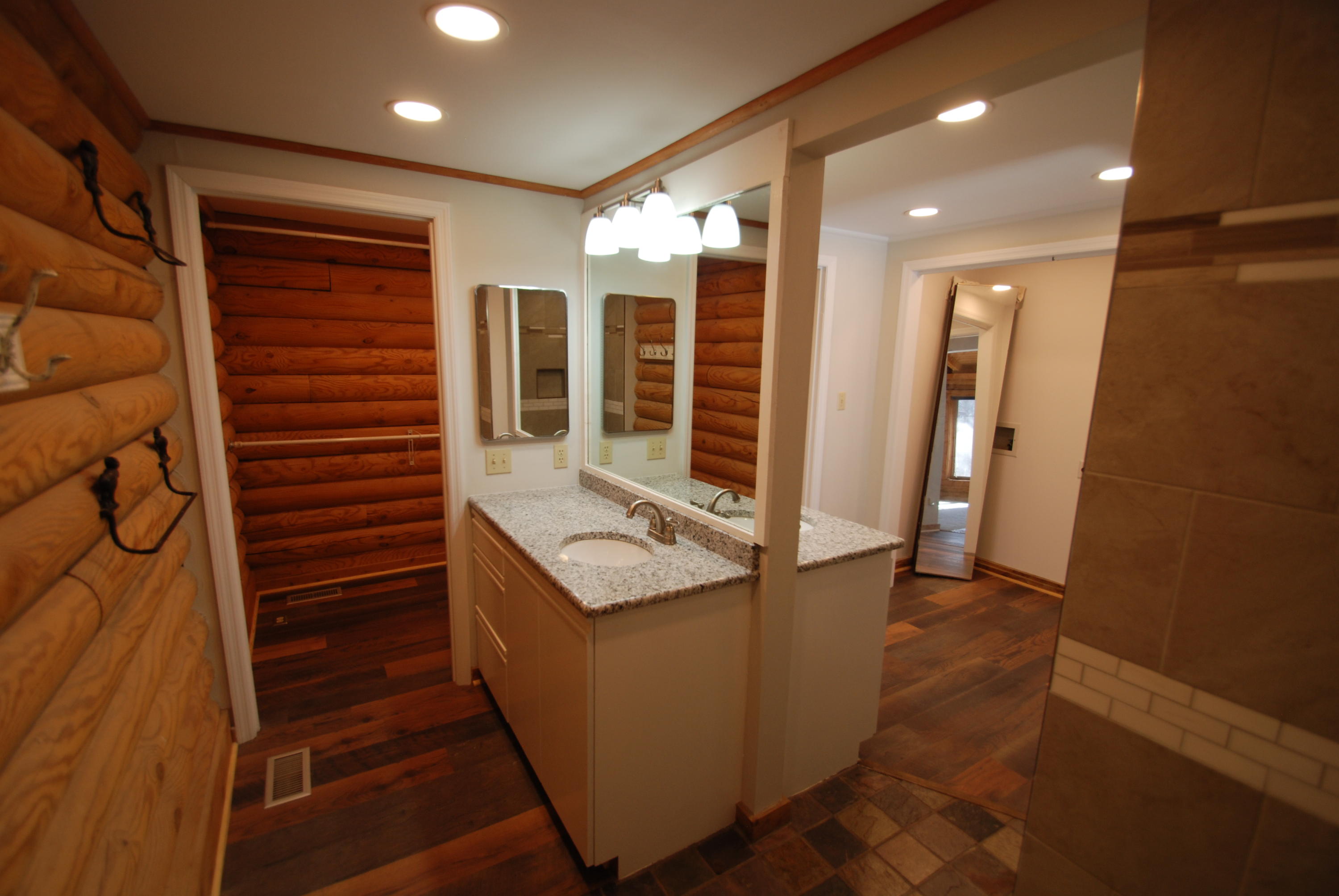 3167 Logan Hill Road Louisville, TN 37777 - Photo 26 of 40 MB Bath