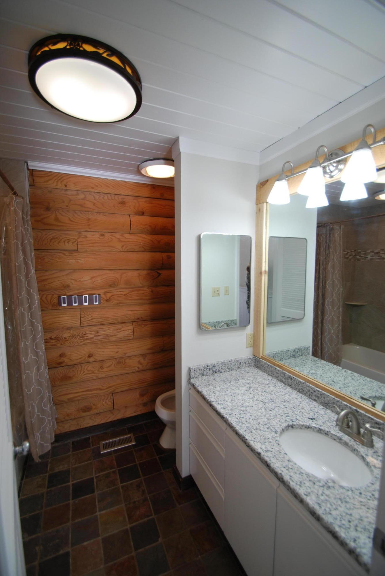 3167 Logan Hill Road Louisville, TN 37777 - Photo 30 of 40 Hall Bath