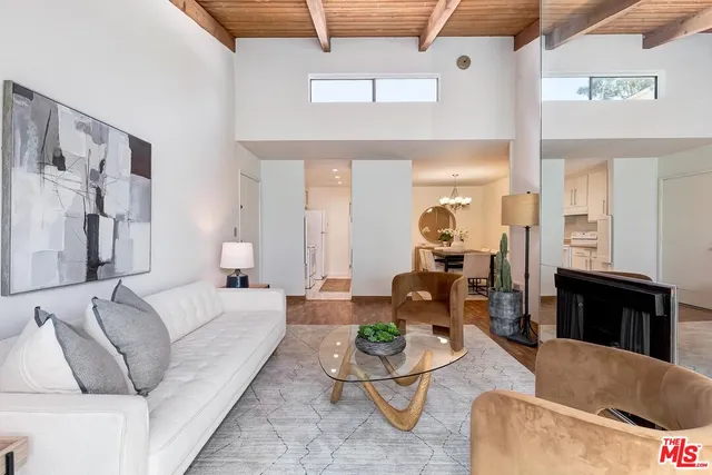 $619,000 | 4900 Overland Avenue, Unit 315, Culver City, CA 90230