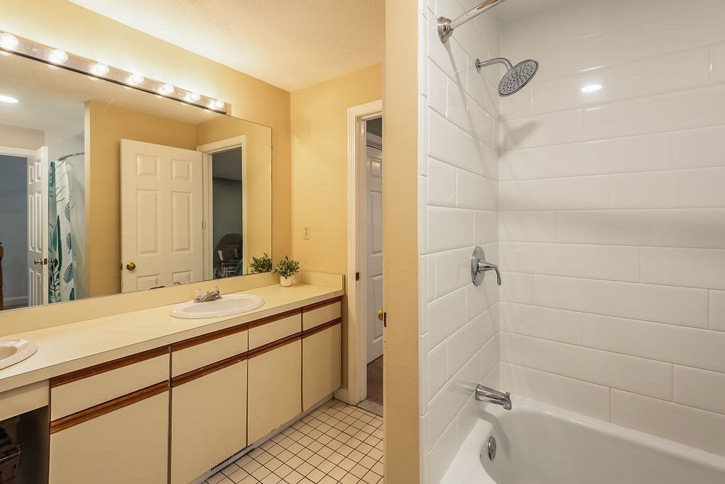 6 Oak Ridge Drive, Unit 2 Maynard, MA 01754 - Photo 21 of 38