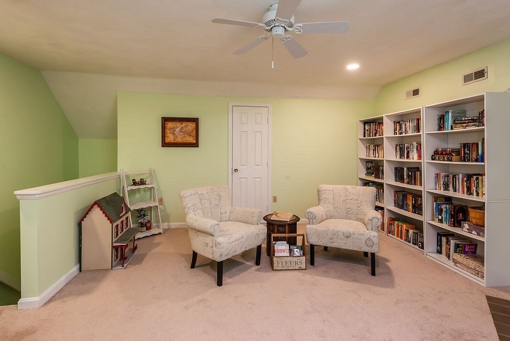 6 Oak Ridge Drive, Unit 2 Maynard, MA 01754 - Photo 29 of 38