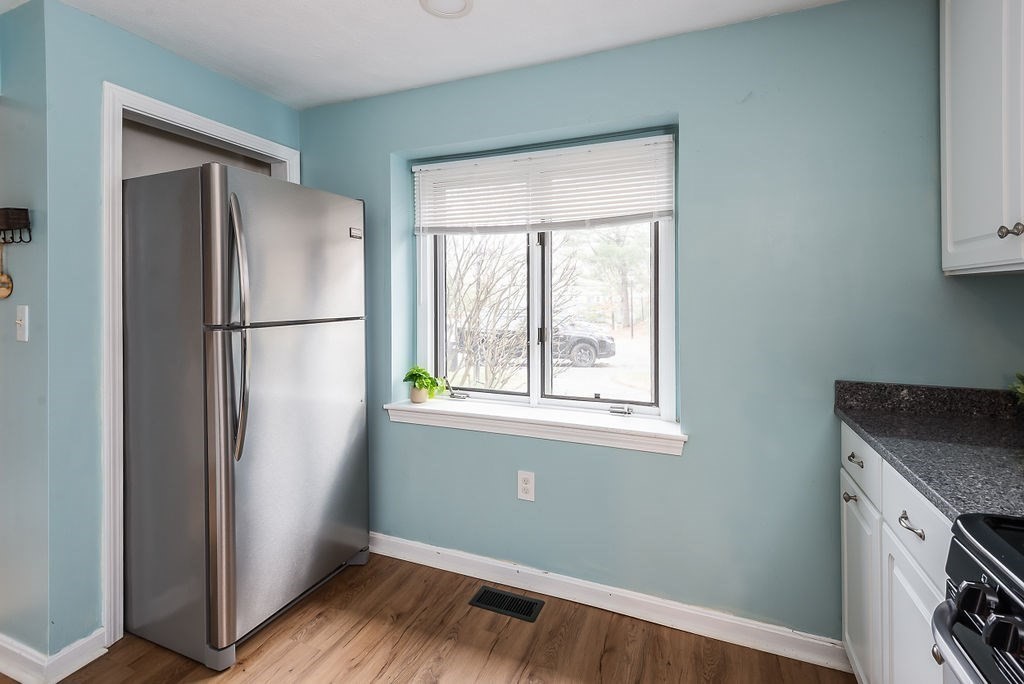 6 Oak Ridge Drive, Unit 2 Maynard, MA 01754 - Photo 6 of 38