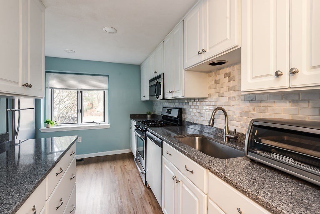 6 Oak Ridge Drive, Unit 2 Maynard, MA 01754 - Photo 7 of 38