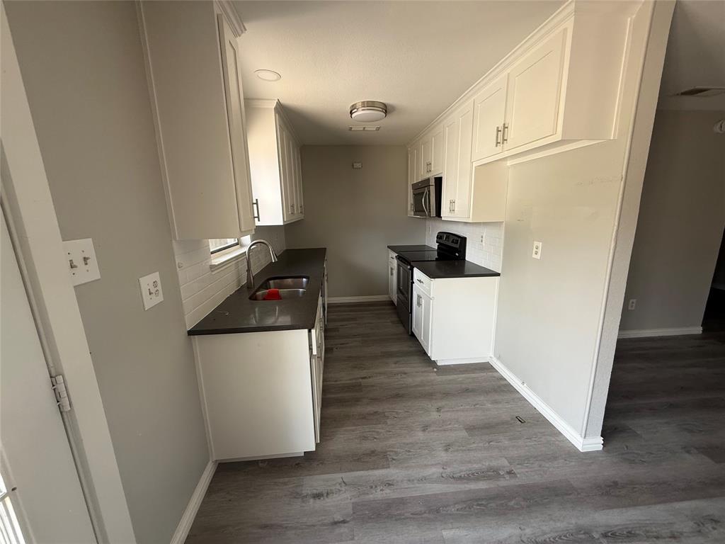 109 Ray Street Arlington, TX 76010 - Photo 4 of 9