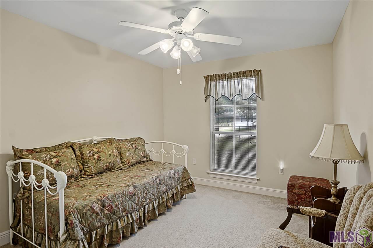 11756 Brown Road Denham Springs, LA 70726 - Photo 24 of 36 Bed room
