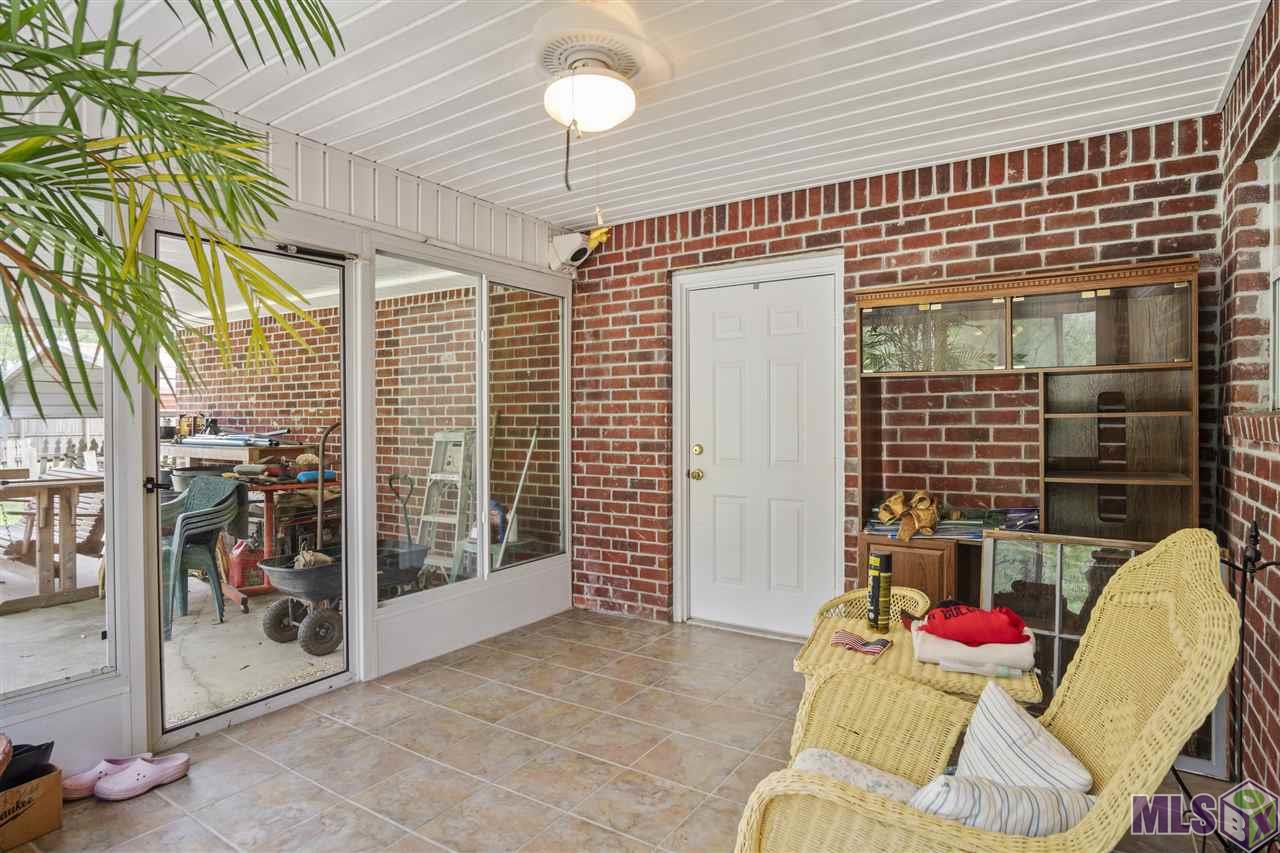 11756 Brown Road Denham Springs, LA 70726 - Photo 29 of 36 Glass Patio