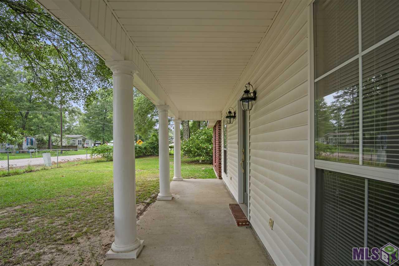 11756 Brown Road Denham Springs, LA 70726 - Photo 7 of 36